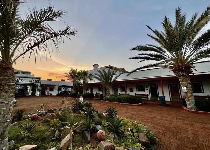 Mirage Village Hostel *